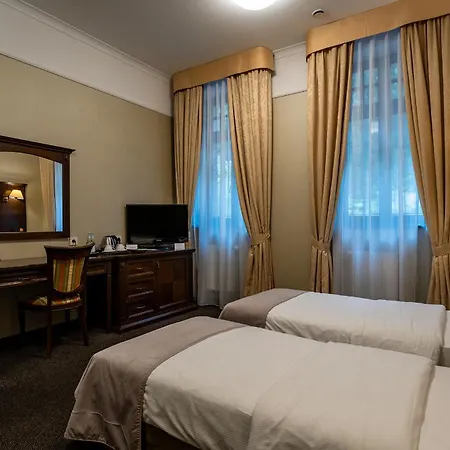 Grand Sal Hotel Wieliczka Exterior photo