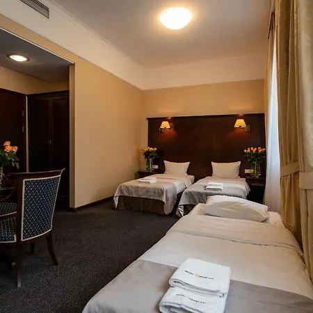 Grand Sal Hotel Wieliczka Exterior photo