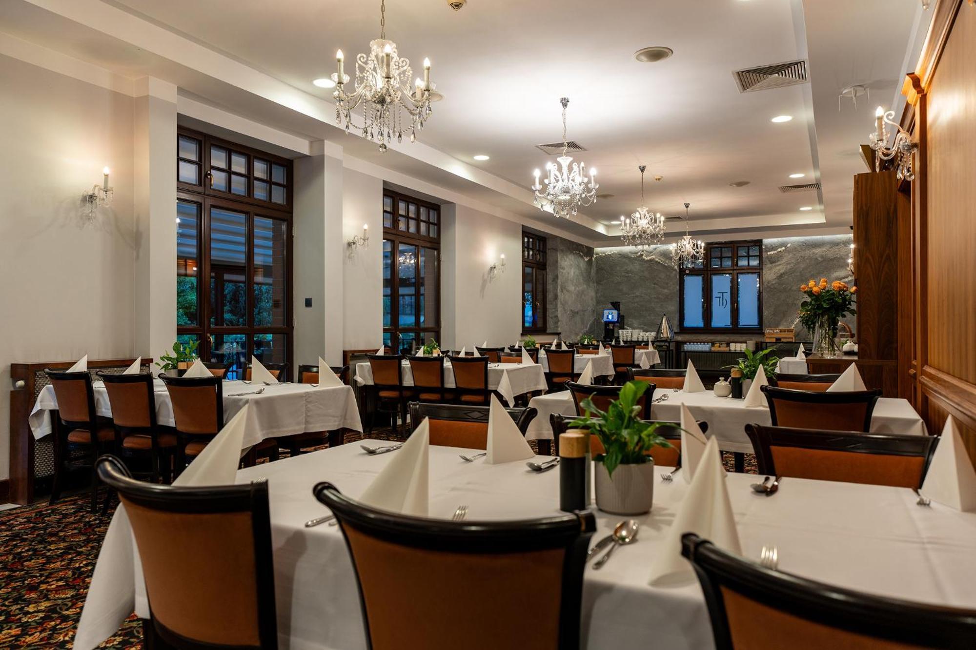 Grand Sal Hotel