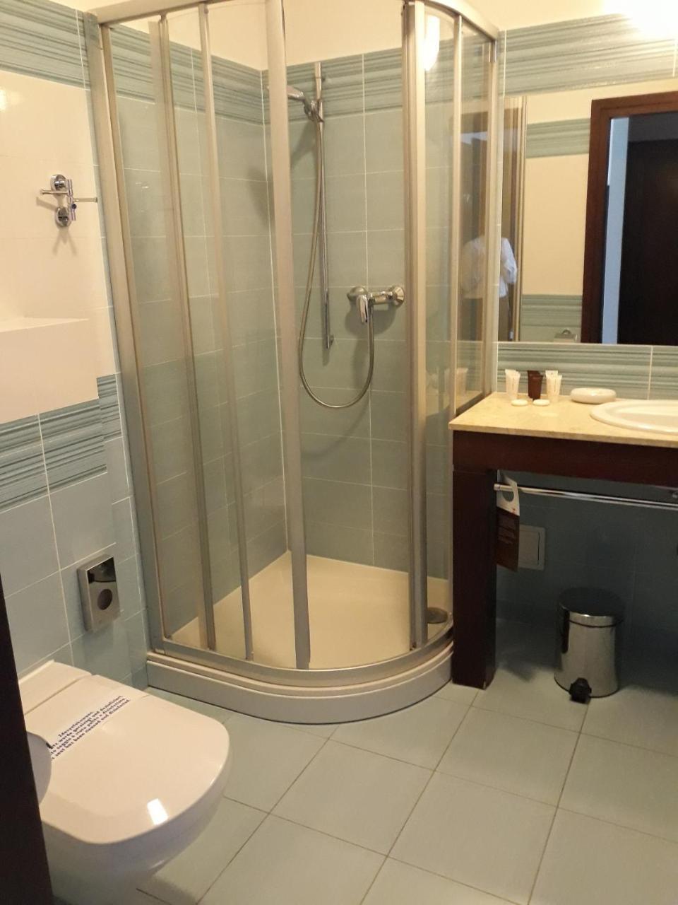 Grand Sal Hotel